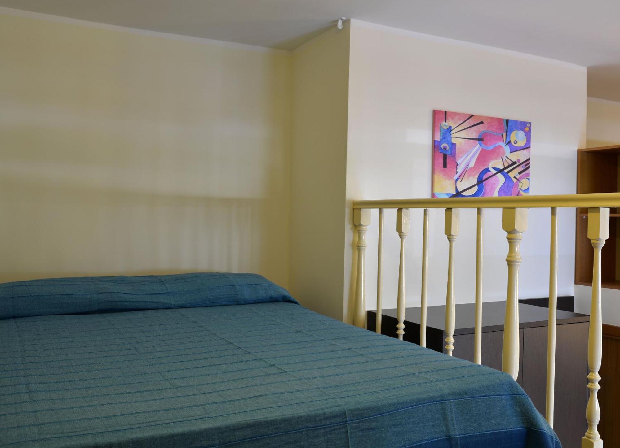 Gemelli Holidays -2 Easy Lofts, Groundfloor With Courtyard, Mezzanine Bedroom, Baby & Pet Friendly, Near Monte Mario Station Connecting To Center In 20 Minutes, 2 Steps From Bus, Groceries, Restaurants, Park, Cycle Path - Warm Guest Care In 4 Languag Экстерьер фото